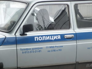 В Гатчине ограбили салон-ломбард “Кредо-Приорат”_5fb1508f5c8b5.jpeg
