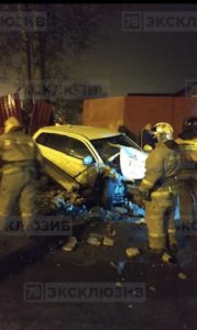 Водитель влетел в забор в Верево_5fb1508a101a1.jpeg